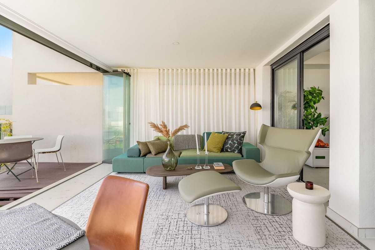 1 soveværelse Lejlighed til salg i Bahia de Casares med swimmingpool garage - € 380.000 (Ref: 9074011)