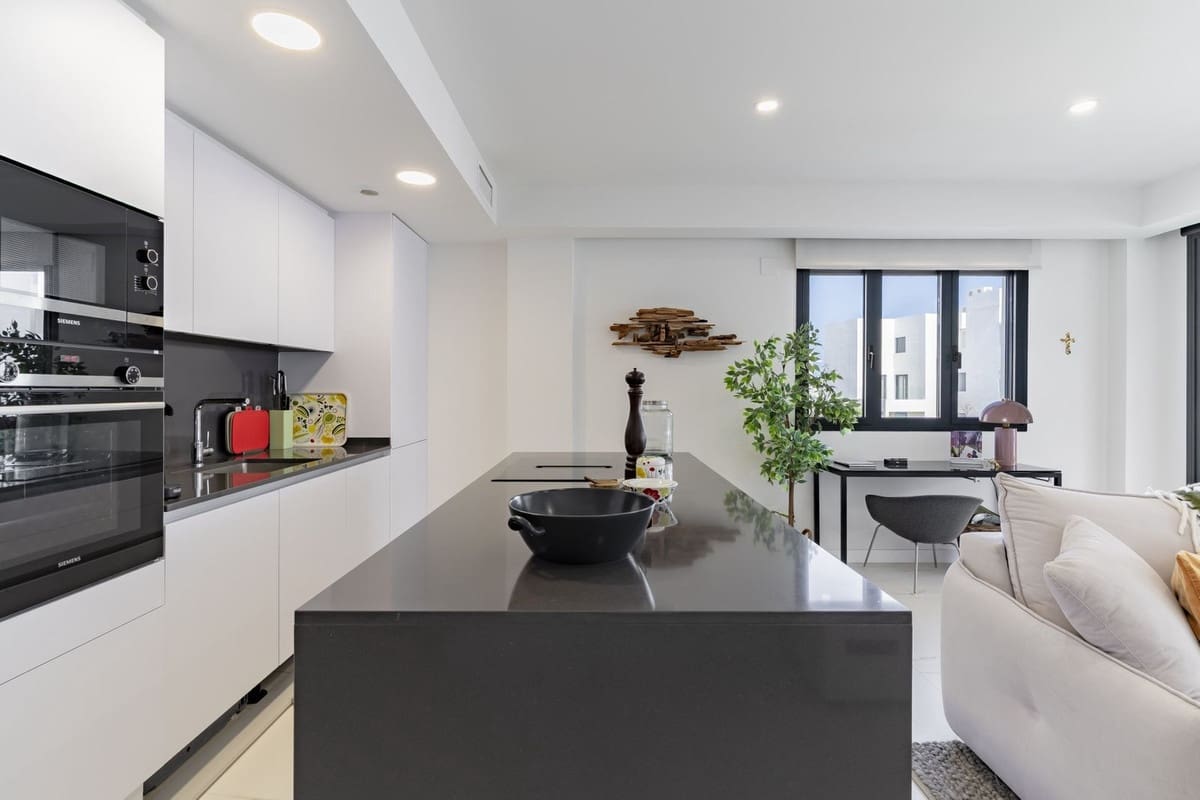 1 soveværelse Lejlighed til salg i Bahia de Casares med swimmingpool garage - € 380.000 (Ref: 9074011)