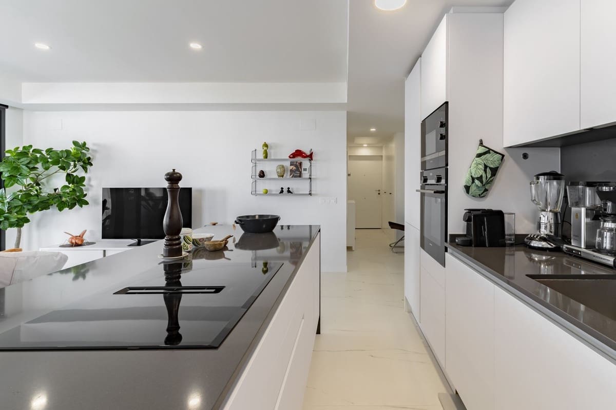 1 Zimmer Apartment zu verkaufen in Bahia de Casares mit Pool Garage - 370.000 € (Ref: 9074011)