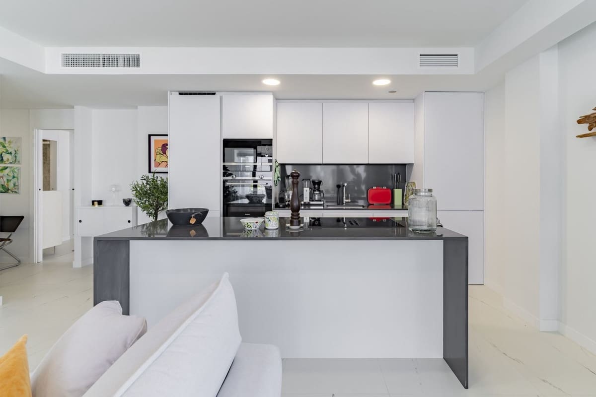 1 Zimmer Apartment zu verkaufen in Bahia de Casares mit Pool Garage - 370.000 € (Ref: 9074011)