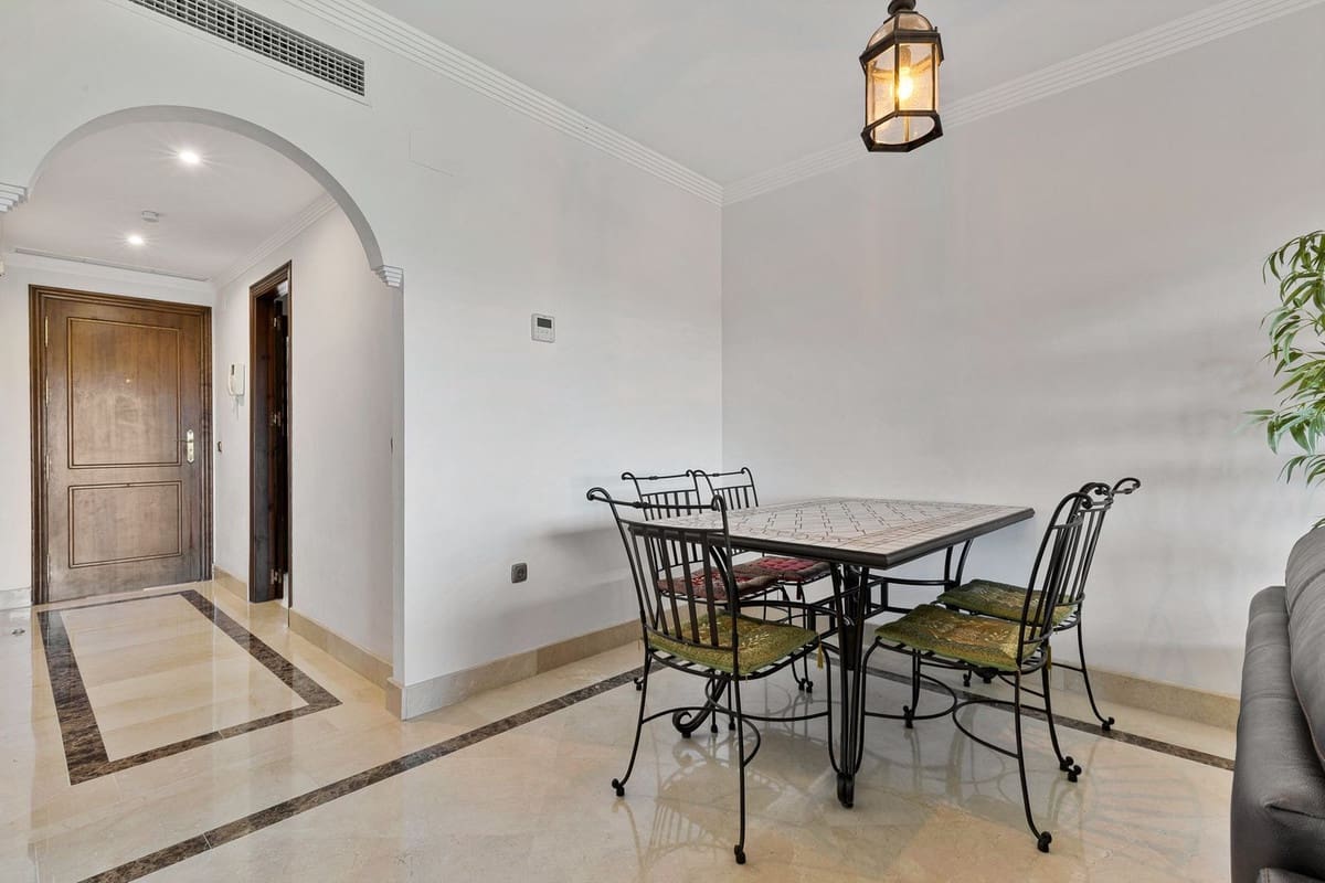 2 bedroom Apartment for sale in Mijas with pool garage - € 340,000 (Ref: 9074012)