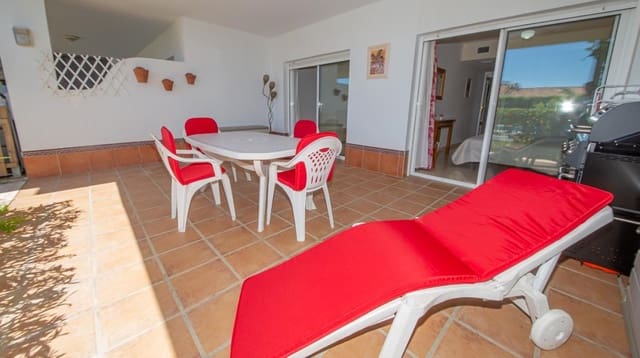 2 soveværelse Lejlighed til salg i La Duquesa / Puerto de la Duquesa, Manilva med swimmingpool garage - € 209.000 (Ref: 9097628)