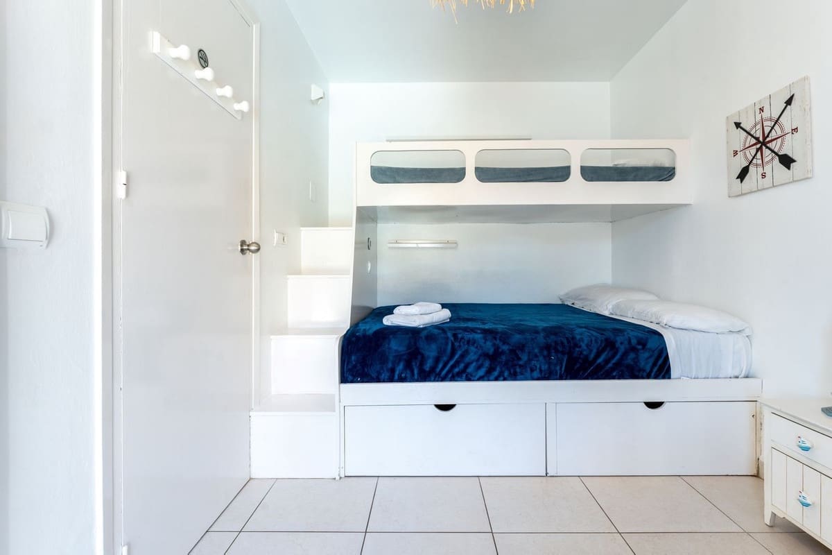 2 Zimmer Apartment zu verkaufen in Calahonda mit Pool - 580.000 € (Ref: 9099786)