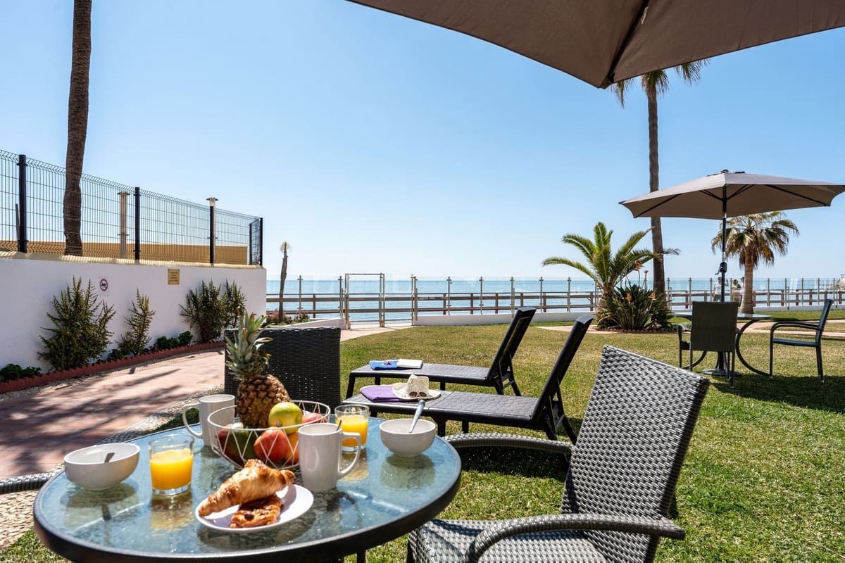 2 Zimmer Apartment zu verkaufen in Calahonda mit Pool - 580.000 € (Ref: 9099786)