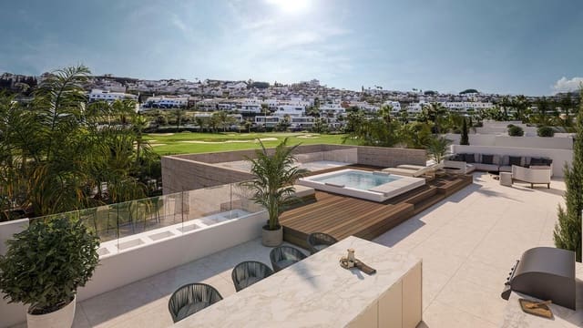 5 camera da letto Villa in vendita in El Paraiso, Estepona con garage - 1.950.000 € (Rif: 9099788)