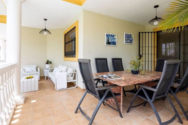 5 sypialnia Willa na sprzedaż w Fuengirola z basenem garażem - 867 000 € (Ref: 9107994)