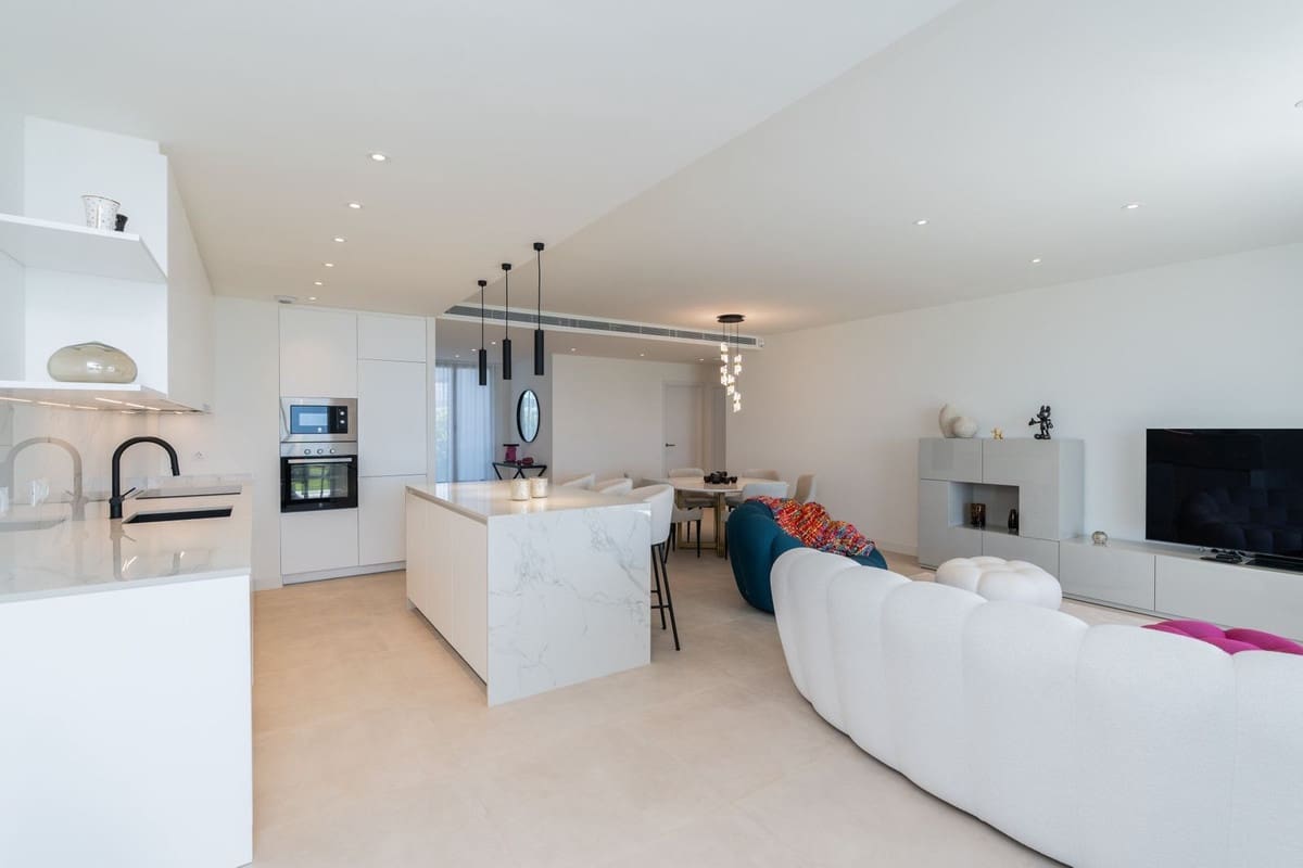 3 soveværelse Lejlighed til salg i Bahia de Casares med swimmingpool garage - € 780.000 (Ref: 9107995)