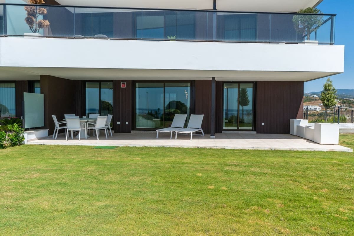 3 soveværelse Lejlighed til salg i Bahia de Casares med swimmingpool garage - € 780.000 (Ref: 9107995)