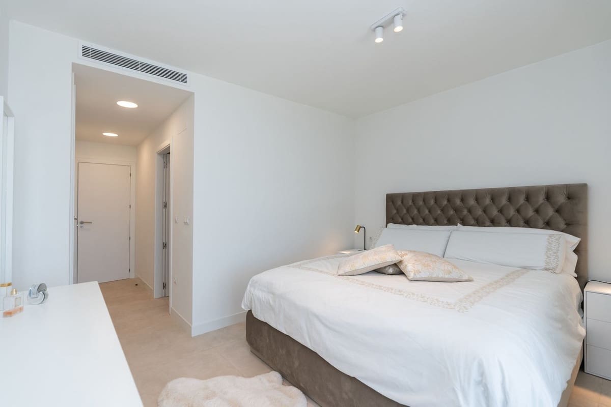 3 soverom Leilighet til salgs i Bahia de Casares med svømmebasseng garasje - € 745 000 (Ref: 9107995)