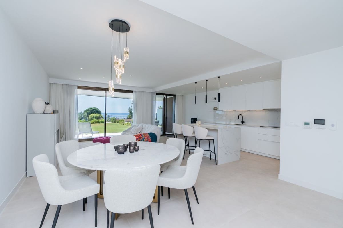 3 sovrum Lägenhet till salu i Bahia de Casares med pool garage - 745 000 € (Ref: 9107995)