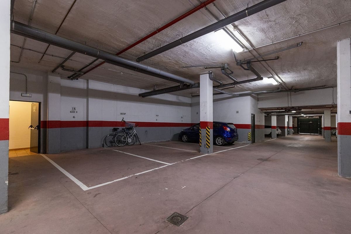 2 soveværelse Lejlighed til salg i Calahonda med swimmingpool garage - € 359.995 (Ref: 9113159)