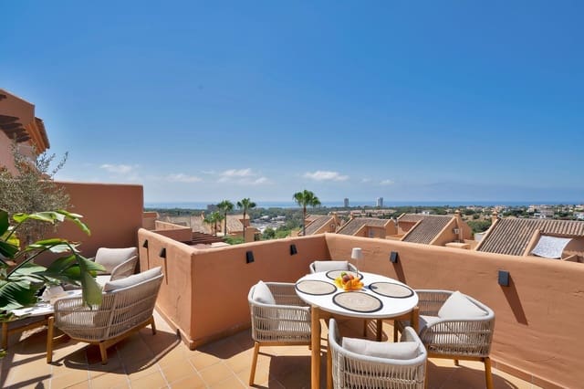3 soveværelse Penthouse til salg i Elviria, Marbella med swimmingpool garage - € 599.000 (Ref: 9123807)