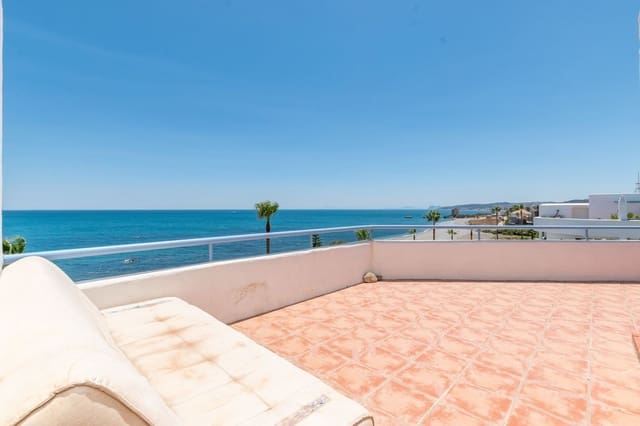 4 bedroom Penthouse for sale in Bahia de Casares, Casares with pool garage - € 895,000 (Ref: 9124283)
