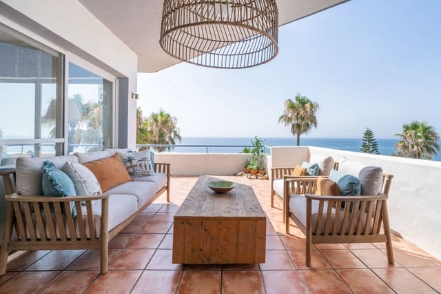 4 bedroom Penthouse for sale in Bahia de Casares, Casares with pool garage - € 895,000 (Ref: 9124283)