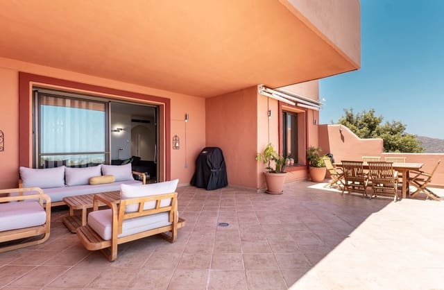 3 makuuhuone Huoneisto myytävänä paikassa La Mairena, Ojen mukana uima-altaan 
autotalli - 475 000 € (Ref: 9124284)