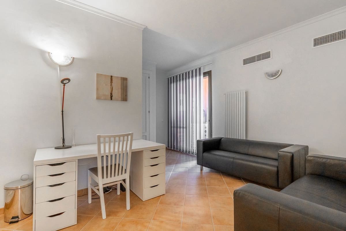 3 soveværelse Lejlighed til salg i La Mairena med swimmingpool garage - € 475.000 (Ref: 9124284)