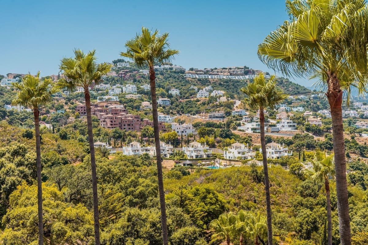 3 soveværelse Lejlighed til salg i La Mairena med swimmingpool garage - € 475.000 (Ref: 9124284)