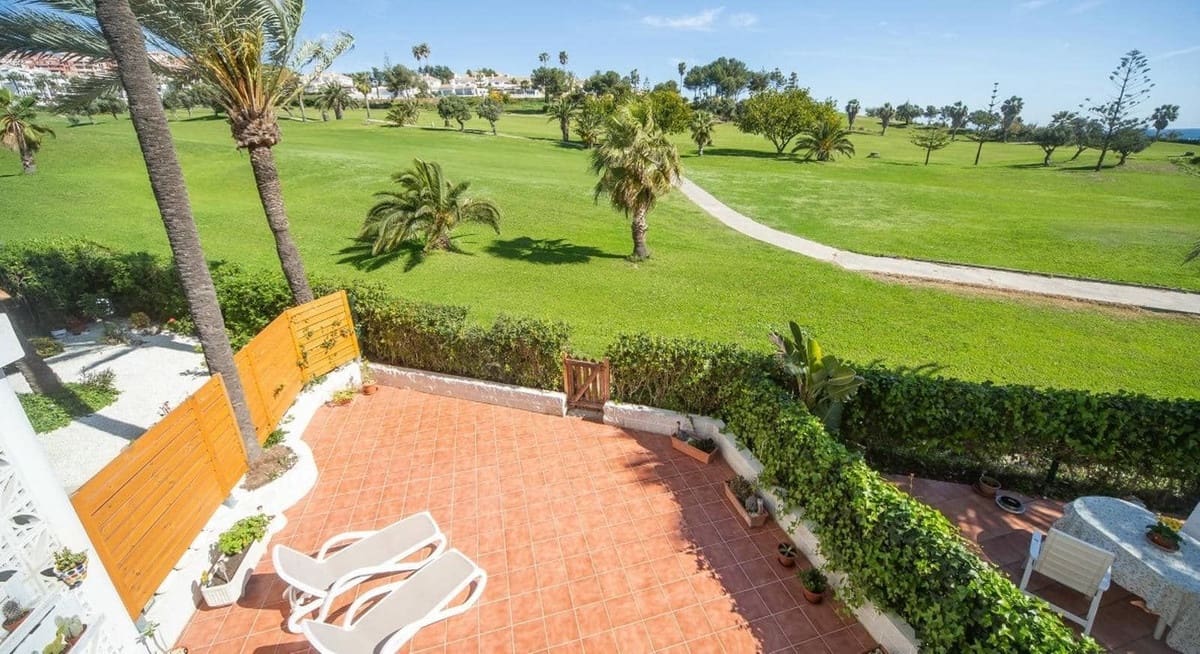 3 sypialnia Dom na sprzedaż w La Duquesa / Puerto de la Duquesa z basenem garażem - 425 000 € (Ref: 9126054)