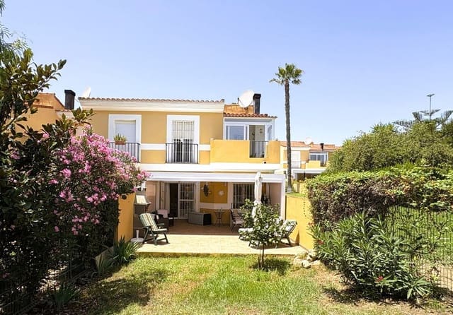 3 soverom Hus til salgs i La Duquesa / Puerto de la Duquesa, Manilva med svømmebasseng garasje - € 395 000 (Ref: 9126055)
