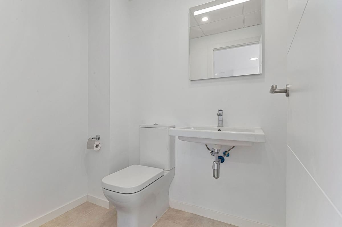 3 soveværelse Semi-Rækkehus til salg i La Cala de Mijas med swimmingpool garage - € 698.000 (Ref: 9133195)