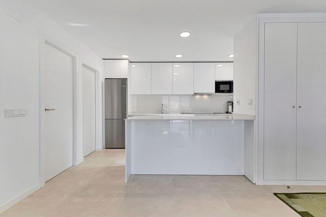 3 slaapkamer Halfvrijstaande villa te koop in La Cala de Mijas, Mijas met zwembad garage - € 698.000 (Ref: 9133195)