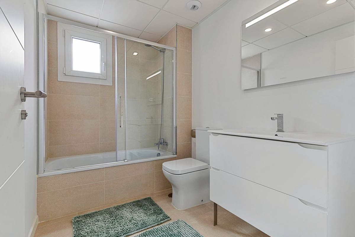 3 soveværelse Semi-Rækkehus til salg i La Cala de Mijas med swimmingpool garage - € 698.000 (Ref: 9133195)