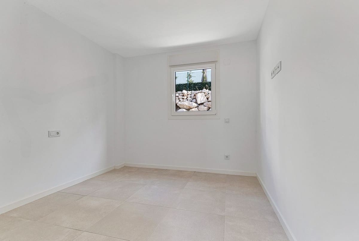 3 soveværelse Semi-Rækkehus til salg i La Cala de Mijas med swimmingpool garage - € 698.000 (Ref: 9133195)