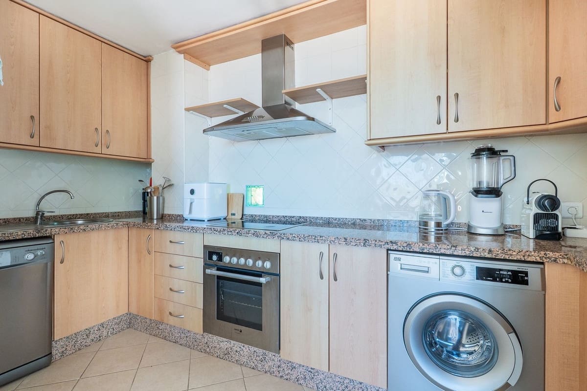 3 soverom Penthouse til salgs i Elviria med svømmebasseng garasje - € 750 000 (Ref: 9133563)