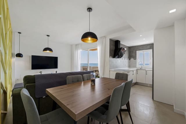 2 soverom Leilighet til salgs i Fuengirola med garasje - € 575 000 (Ref: 9135581)