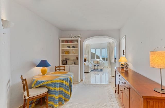 2 soveværelse Lejlighed til salg i Calahonda, Mijas med swimmingpool - € 320.000 (Ref: 9137642)