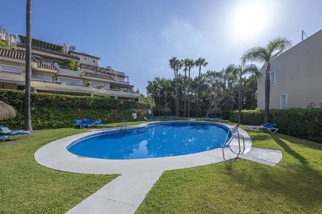 2 soveværelse Penthouse til salg i Marbella med swimmingpool garage - € 795.000 (Ref: 9138661)