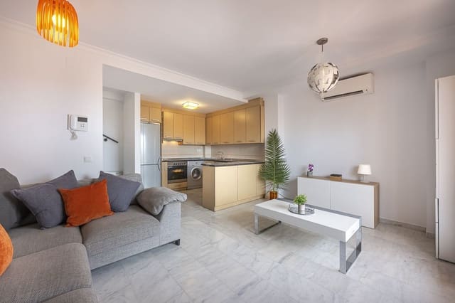 2 makuuhuone Huoneisto myytävänä paikassa Torremolinos mukana uima-altaan 
autotalli - 329 000 € (Ref: 9146449)