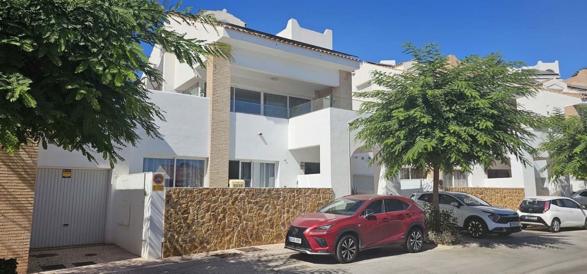 4 soverom Villa til salgs i Benalmadena med svømmebasseng garasje - € 945 000 (Ref: 9153167)