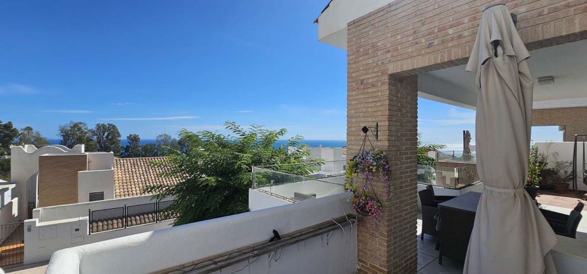 4 soverom Villa til salgs i Benalmadena med svømmebasseng garasje - € 945 000 (Ref: 9153167)