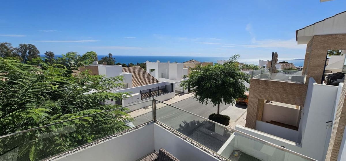 4 quarto Moradia para venda em Benalmadena com piscina garagem - 945 000 € (Ref: 9153167)