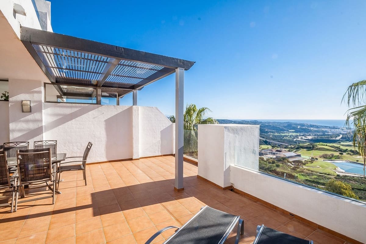 2 soverom Leilighet til salgs i La Cala de Mijas med svømmebasseng garasje - € 449 000 (Ref: 9161454)