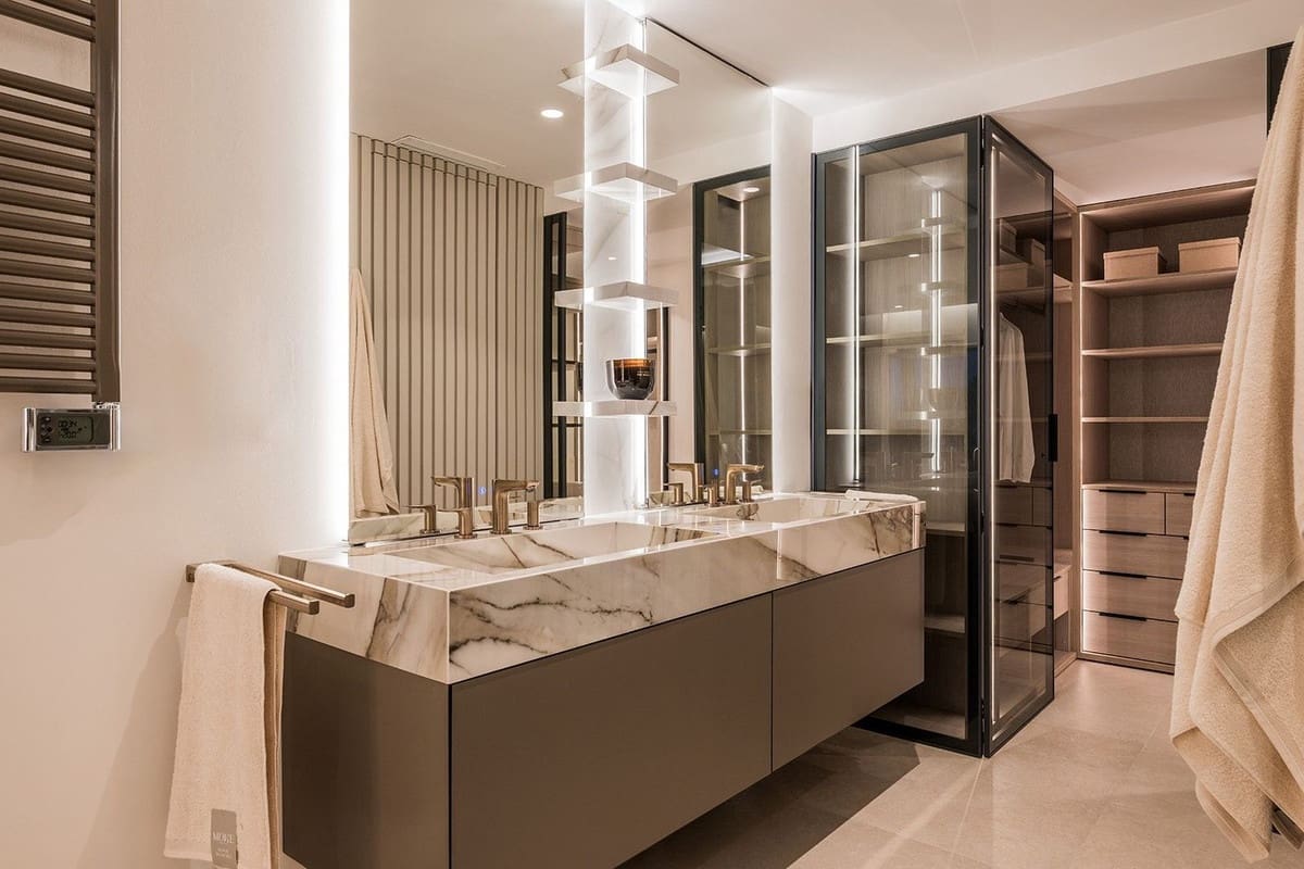 3 makuuhuone Huoneisto myytävänä paikassa Estepona mukana uima-altaan 
autotalli - 2 350 000 € (Ref: 9161455)