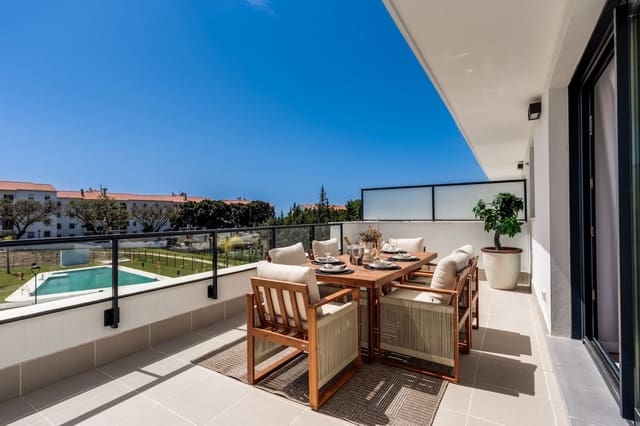 2 bedroom Apartment for sale in Selwo, Estepona with pool garage - € 455,000 (Ref: 9168356)