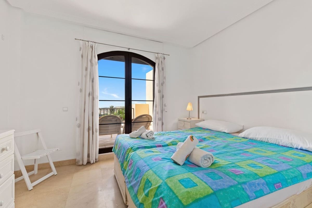 2 soveværelse Lejlighed til salg i Los Arqueros med swimmingpool garage - € 365.000 (Ref: 9168357)