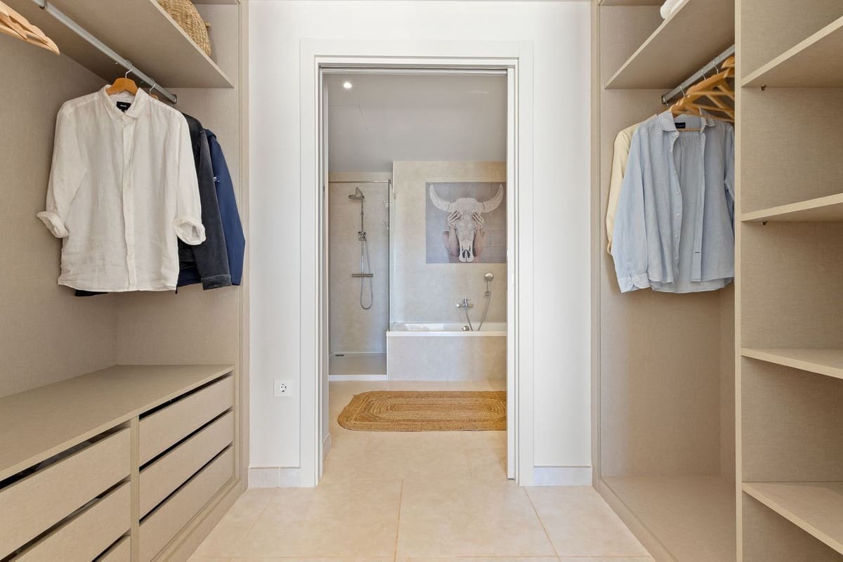 3 soveværelse Lejlighed til salg i La Cala de Mijas med swimmingpool garage - € 845.000 (Ref: 9168358)