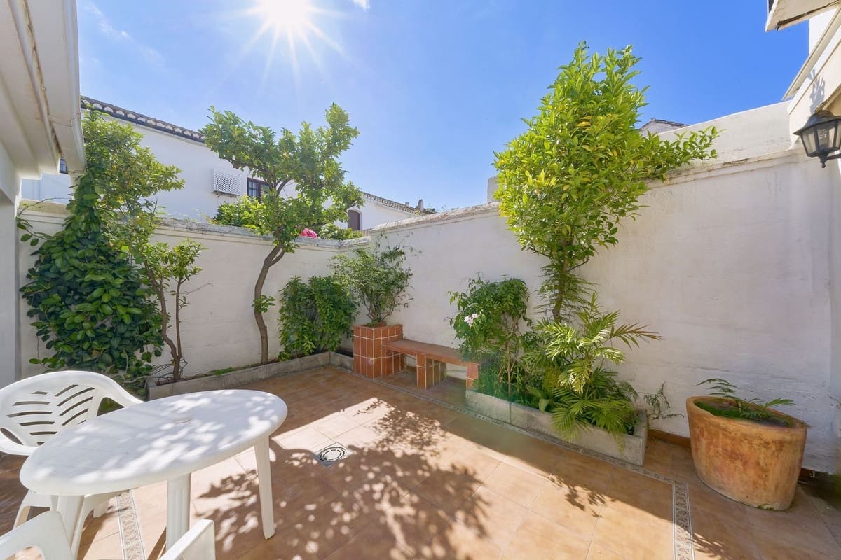 3 soverom Hus til salgs i Fuengirola med garasje - € 425 000 (Ref: 9172080)