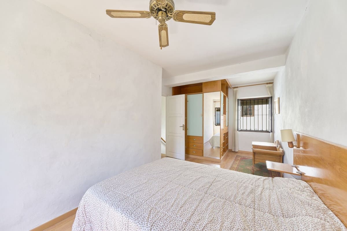 3 soverom Hus til salgs i Fuengirola med garasje - € 425 000 (Ref: 9172080)