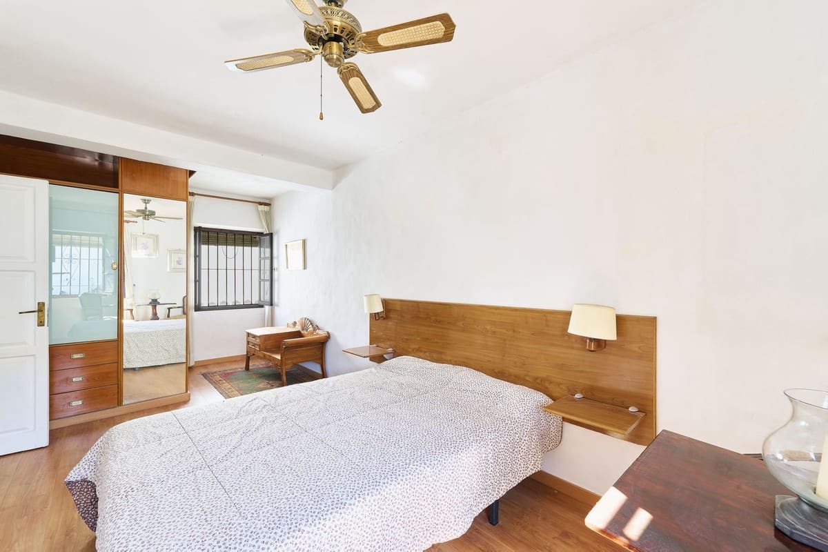 3 soverom Hus til salgs i Fuengirola med garasje - € 425 000 (Ref: 9172080)