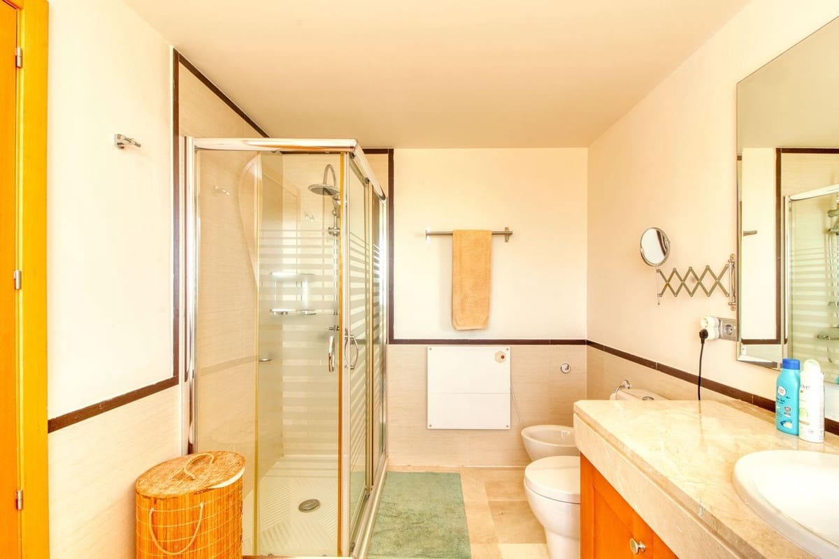 4 chambre Maison de Ville à vendre à Manilva avec piscine garage - 545 000 € (Ref: 9177942)