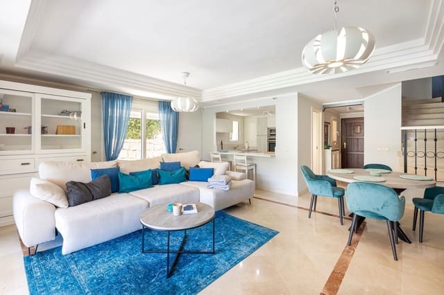 3 sovrum Semi-fristående Villa till salu i Riviera del Sol, Mijas med pool garage - 520 000 € (Ref: 9184244)