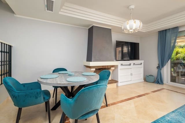 3 quarto Casa em Banda para venda em Riviera del Sol, Mijas com piscina garagem - 520 000 € (Ref: 9184244)