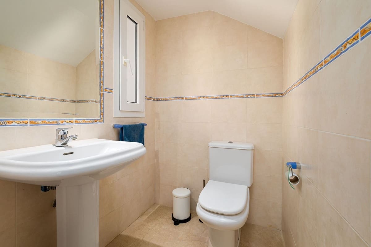 Casa de 3 habitaciones en Riviera del Sol en venta con piscina garaje - 510.000 € (Ref: 9184244)