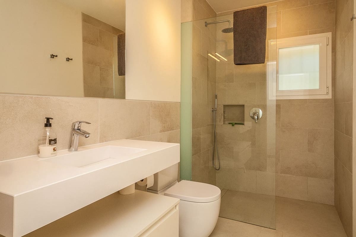 5 sypialnia Willa na sprzedaż w Elviria z basenem garażem - 1 595 000 € (Ref: 9189318)