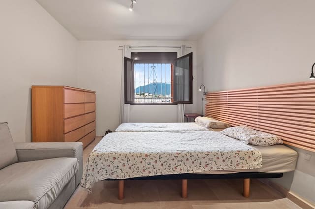 2 quarto Penthouse para venda em Centro, Estepona com piscina garagem - 360 000 € (Ref: 9191922)