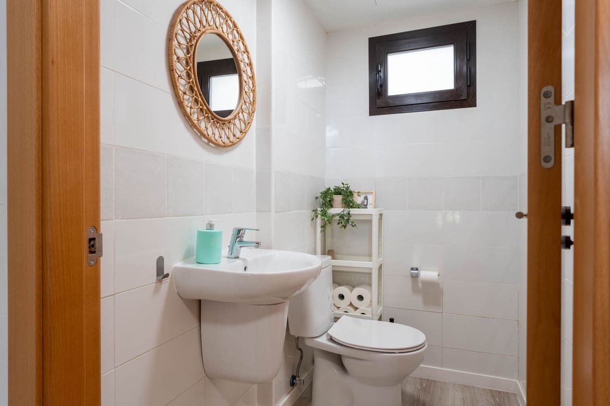 3 soveværelse Byhus til salg i Riviera del Sol med swimmingpool - € 495.000 (Ref: 9201592)